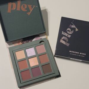 MODERN MUSE REVOLVE PLEY BEAUTY 9 COLOR TAN BROWN EYESHADOW PALETTE NEW NWT